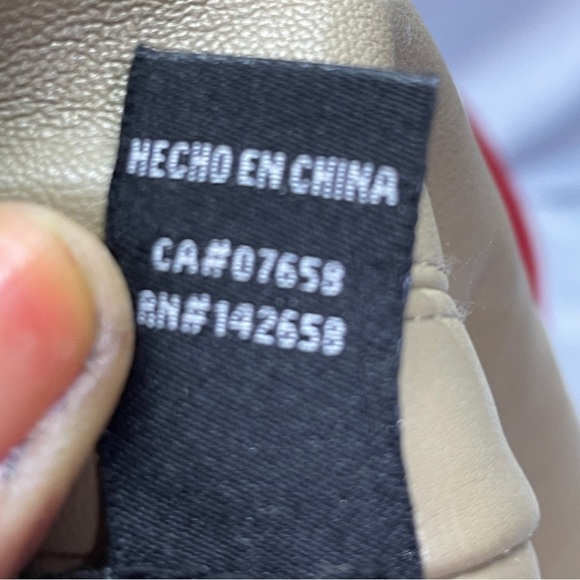 Forever 21 faux leather oversized blazer tan colour size medium - Picture 7 of 16